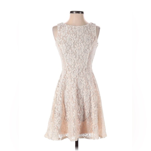 Speechless Cocktail dress size XS. Great condition light blush pink. - Picture 1 of 1